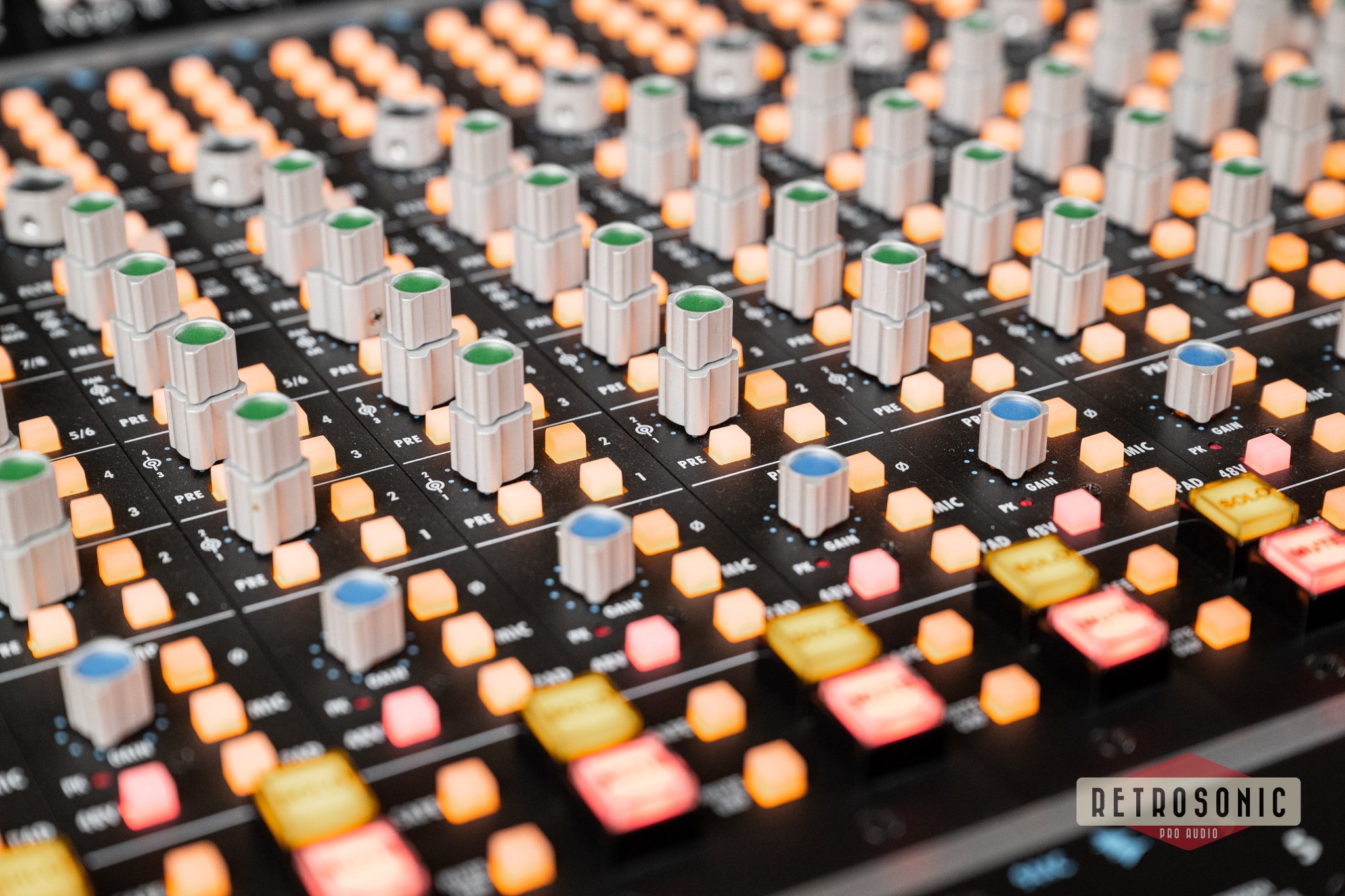 Api Audio 1608-IIA Mixing Console with Automation