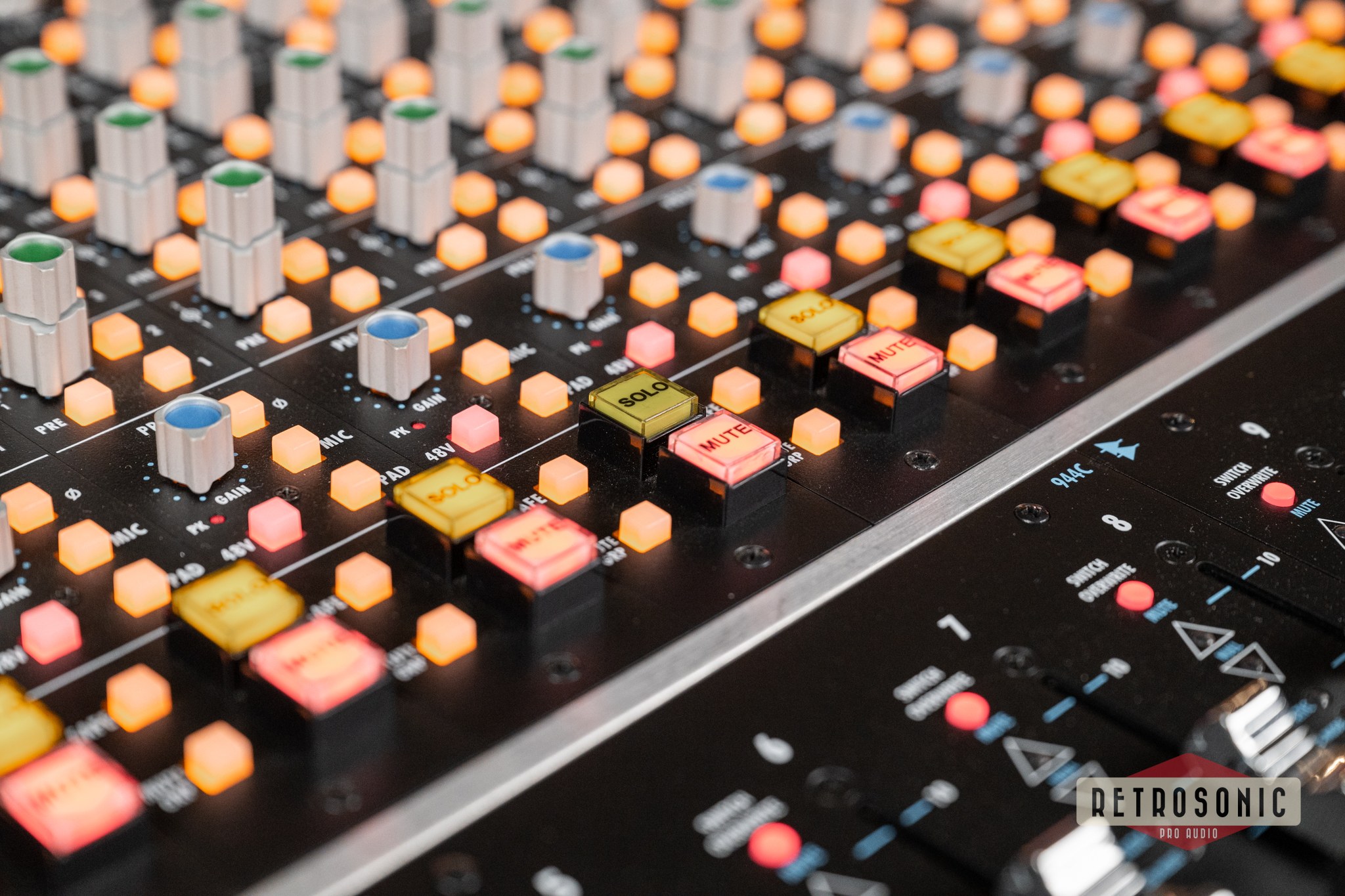 Api Audio 1608-IIA Mixing Console with Automation