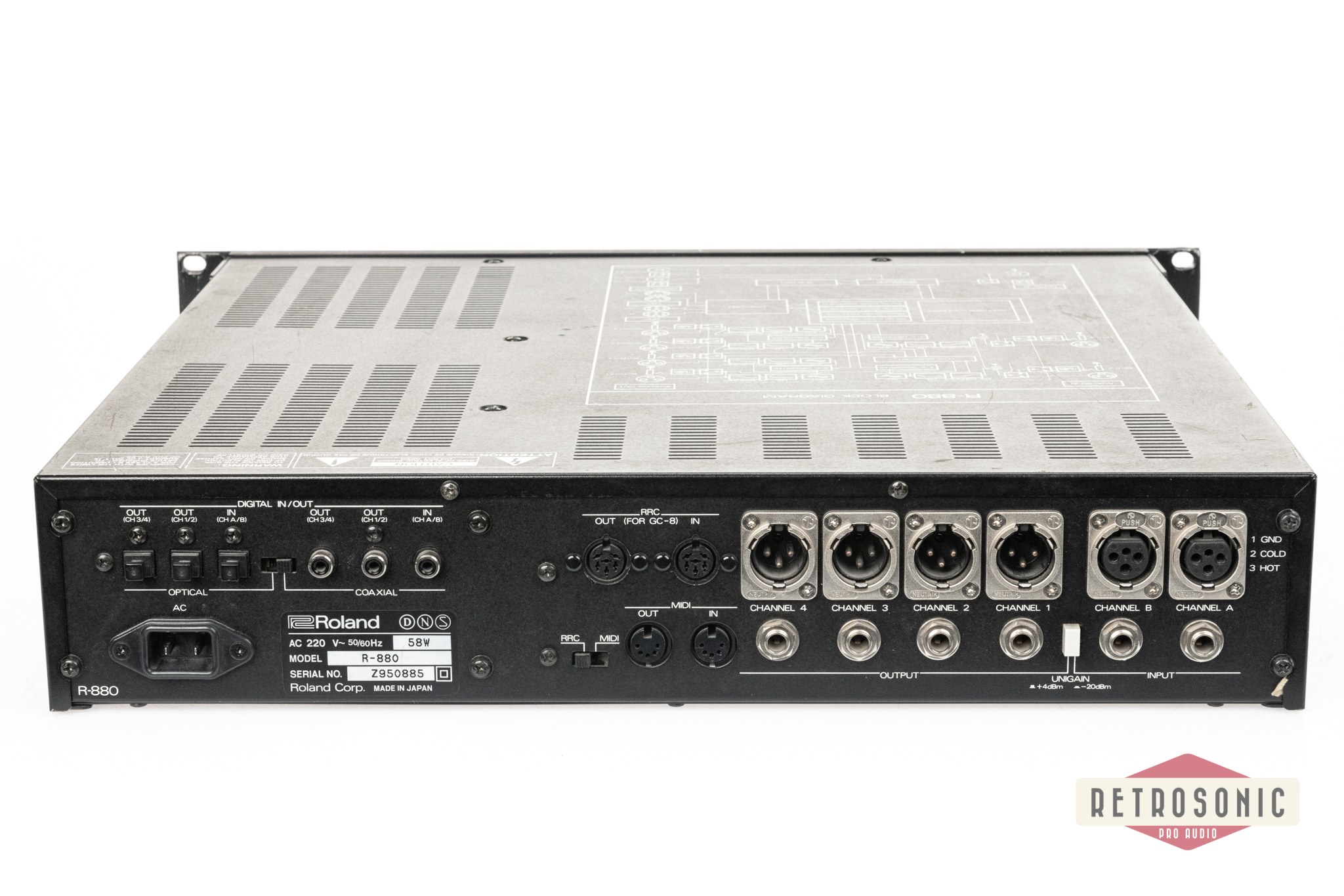 Roland R-880 + GC-8 Graphic Controller