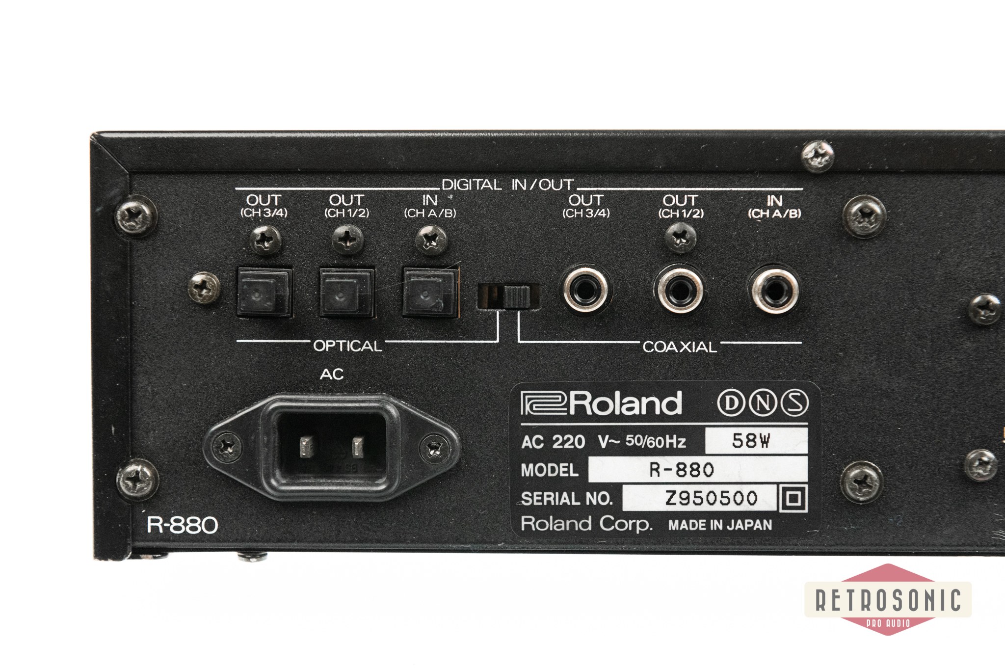 Roland R-880 no Remote. Repair It Yourself.