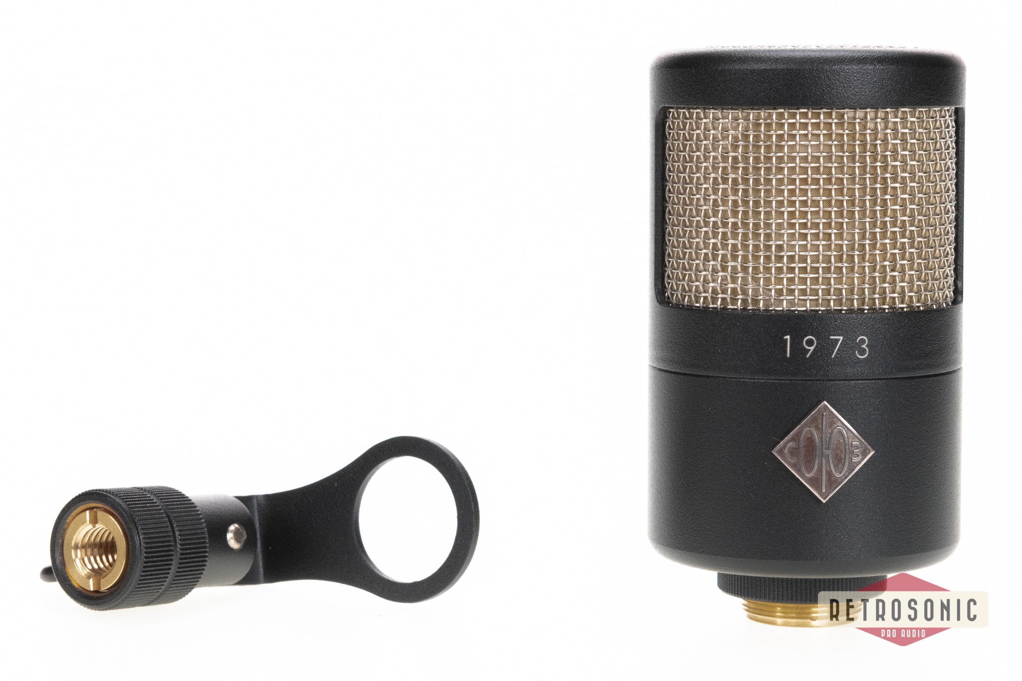 Soyuz 1973 Large Capsule Mic Black